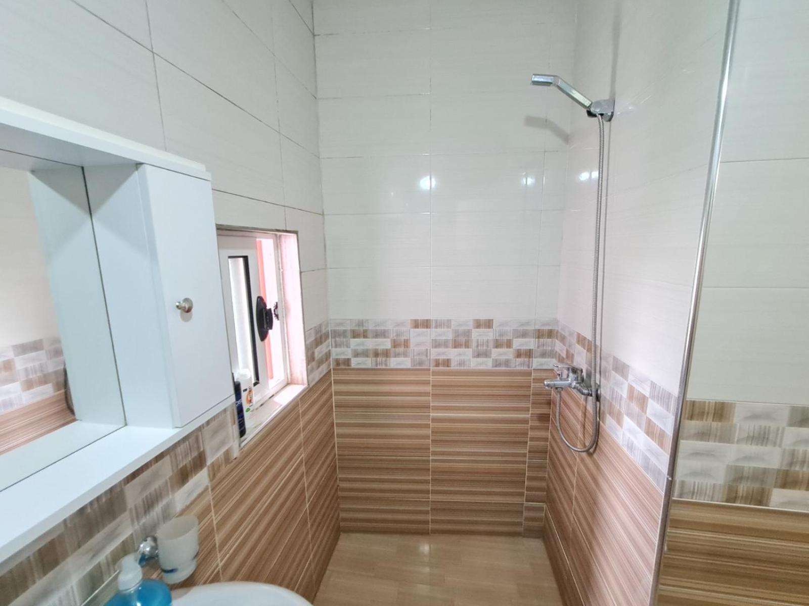 Apartament Property Albania 7 Тирана Екстер'єр фото